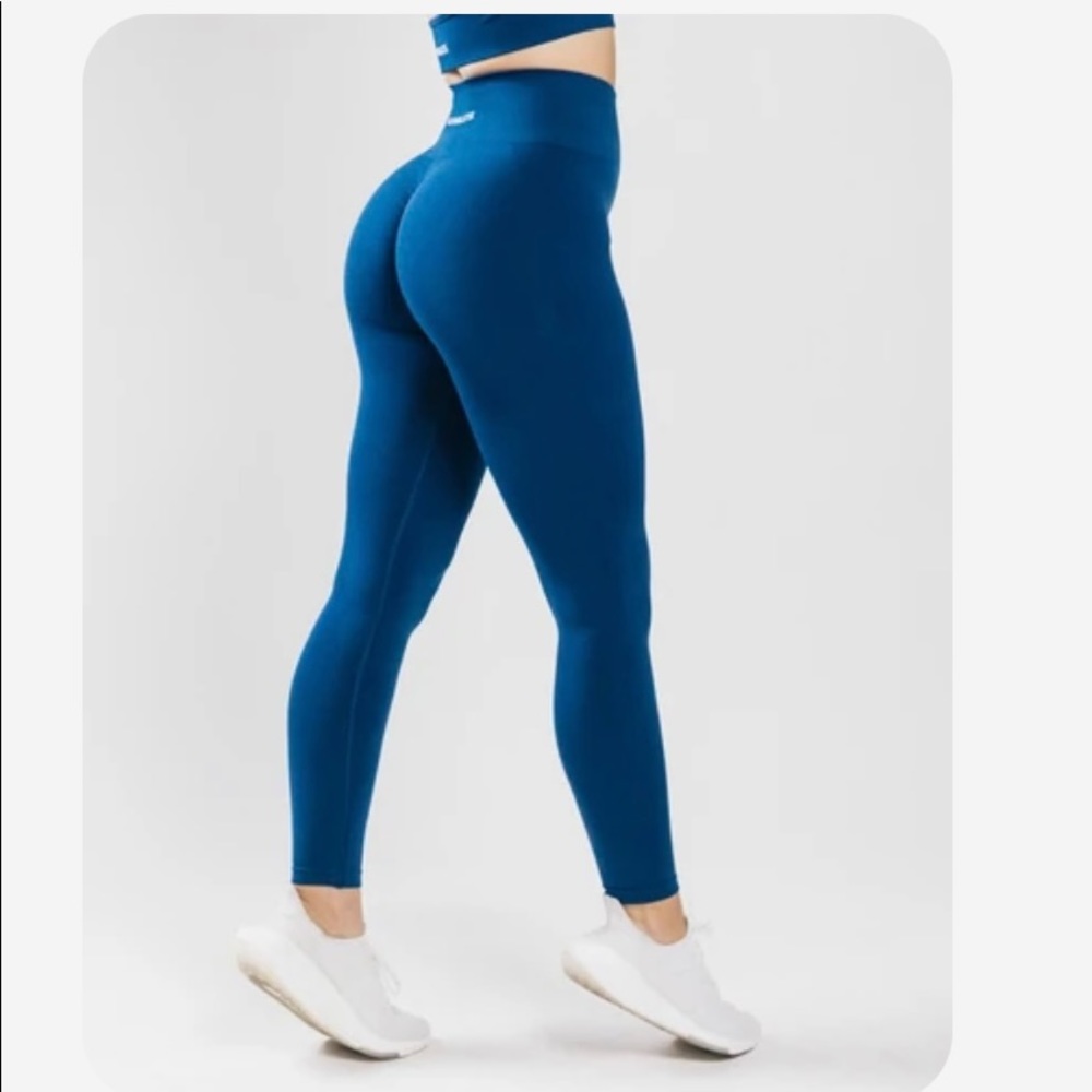 Alphalete amplify leggings
